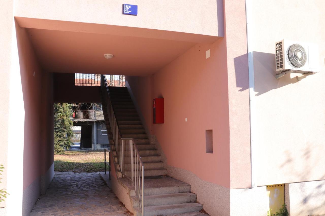 Angela Apartment Zagreb Exterior photo